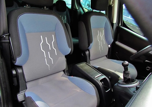 Peugeot Partner cena 28800 przebieg: 235000, rok produkcji 2013 z Kłobuck małe 466